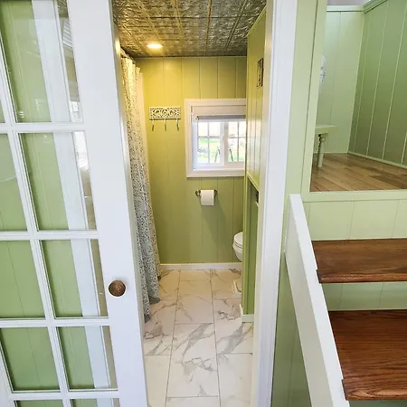 Tiny Digs Lakeshore - Tiny House Lodging Muskegon Exterior photo