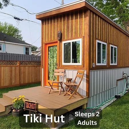 Tiny Digs Lakeshore - Tiny House Lodging Muskegon Exterior photo