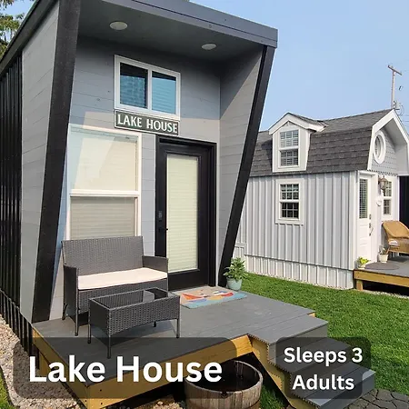 Tiny Digs Lakeshore - Tiny House Lodging Muskegon Exterior photo