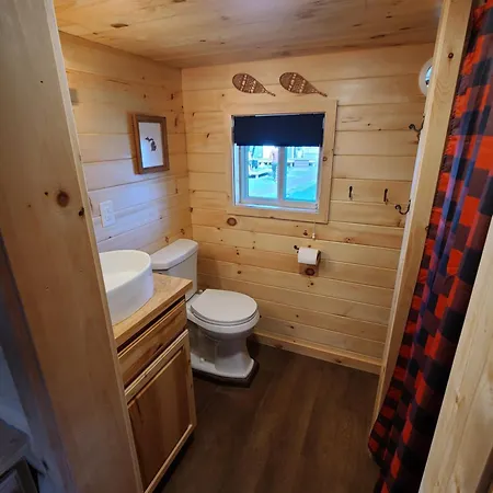 Tiny Digs Lakeshore - Tiny House Lodging Muskegon Room photo