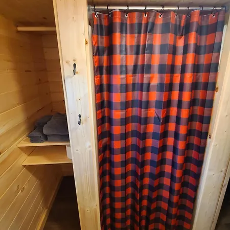 Tiny Digs Lakeshore - Tiny House Lodging Muskegon Room photo