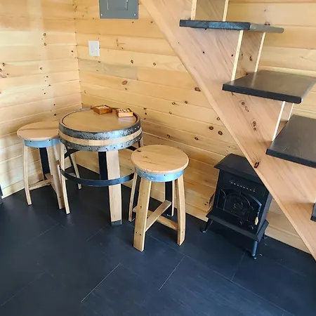 Tiny Digs Lakeshore - Tiny House Lodging Muskegon Room photo
